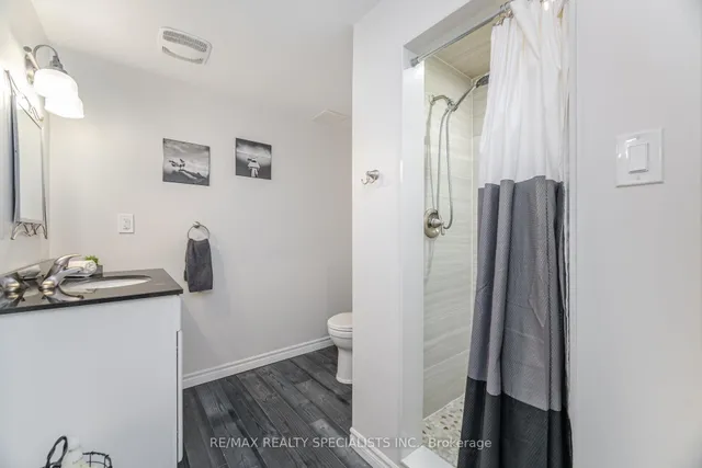 Additional image 38 of 1660 Dempsey Cres