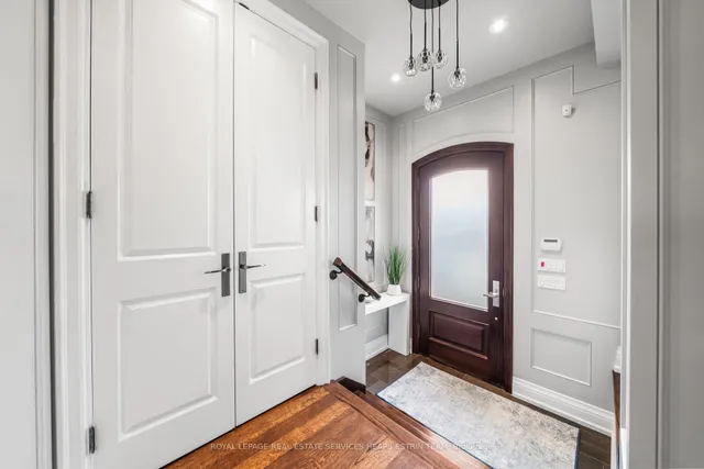 Additional image 3 of 481 Broadway Ave