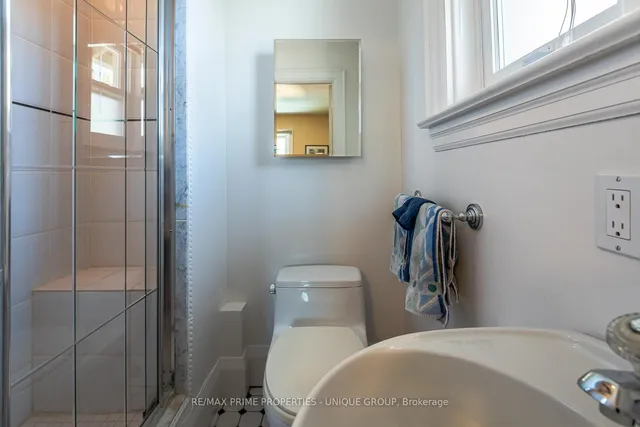 Additional image 30 of 115 Glenayr Rd