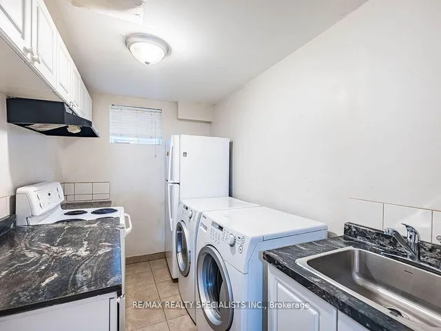 Additional image 34 of 103 Miracle Tr