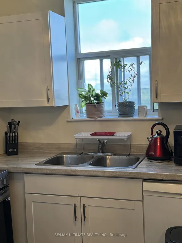 Additional image 8 of 3559 Eglinton Ave Unit 1210