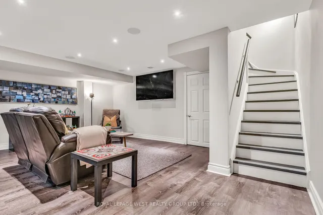 Additional image 33 of 16 Yachters Lane