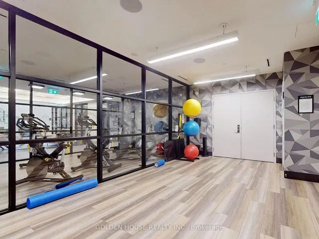 Additional image 13 of 55 Merchants' Wharf N/A Unit 1023