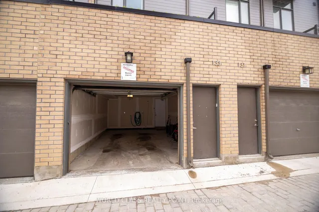 Additional image 39 of 133 Green Gardens Blvd