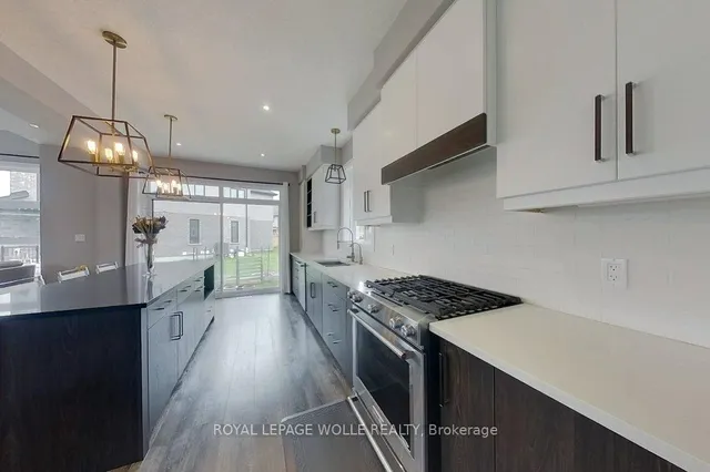 Additional image 18 of 69 Eaglecrest St