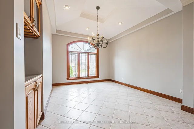 Additional image 11 of 388 Hemlock Ave