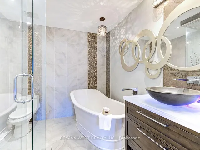 Additional image 30 of 104 Chalkfarm Cres