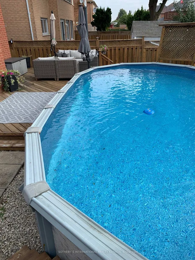 Additional image 33 of 52 Red Cedar Cres