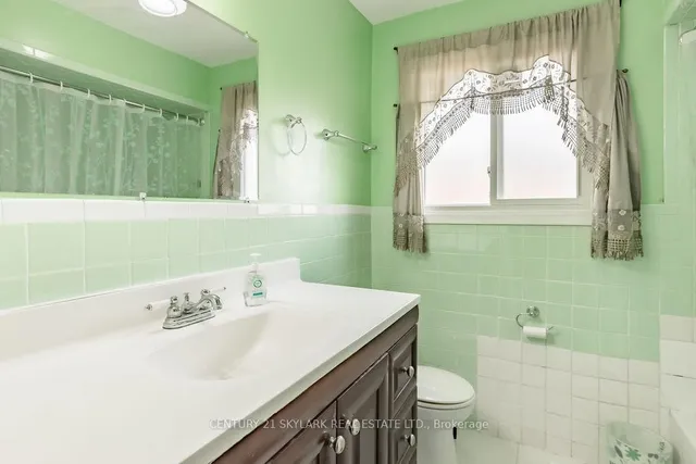 Additional image 15 of 174 Silverstone Dr