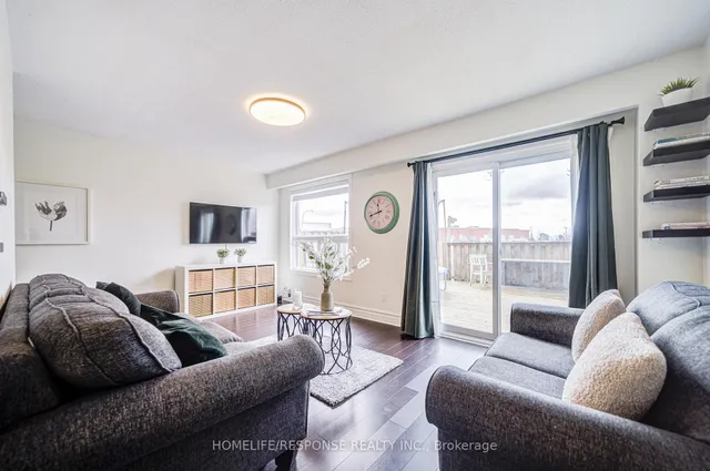 Additional image 13 of 21 DAWSON Cres