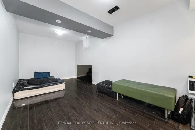 Additional image 39 of 15 Vanderpool Cres