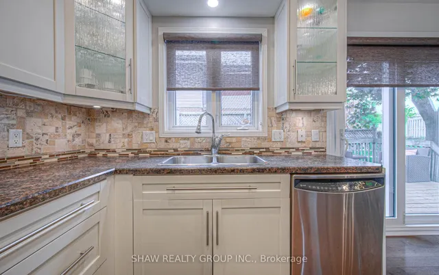 Additional image 15 of 210 Misty Crt