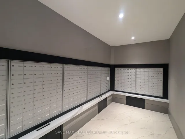 Additional image 25 of 55 Duke St Unit 2309