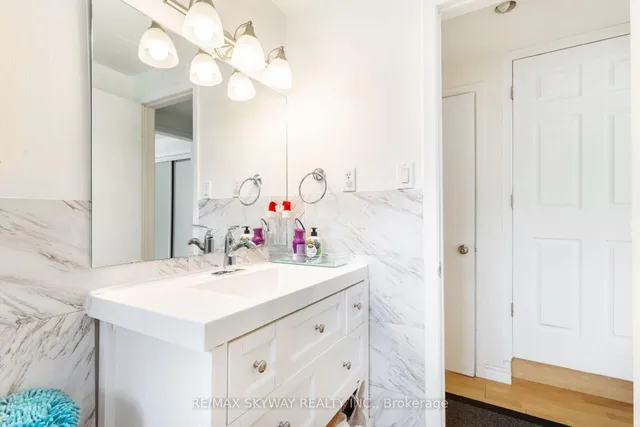 Additional image 32 of 144 Archdekin Dr