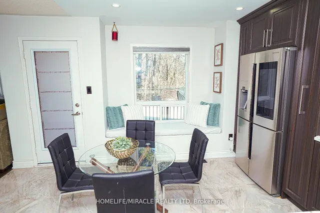 Additional image 9 of 23 Hollowgrove Blvd