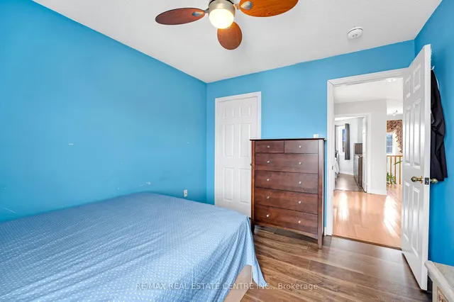 Additional image 23 of 26 Hefferon Crt