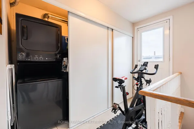 Additional image 17 of 22 Laidlaw St Unit 1222