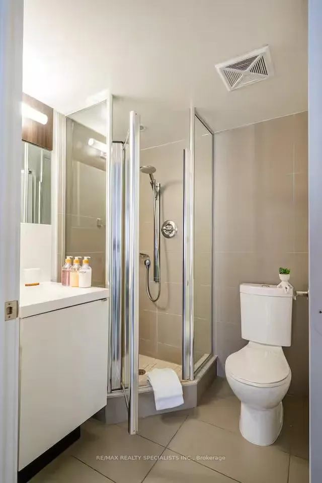 Additional image 11 of 300 Front St Unit 304