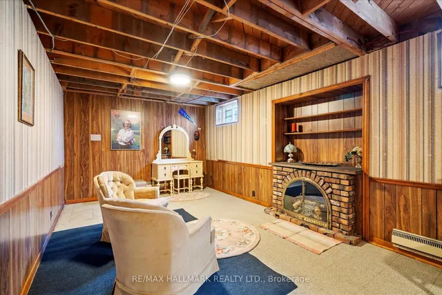 Additional image 40 of 39 Sheldonbury Cres