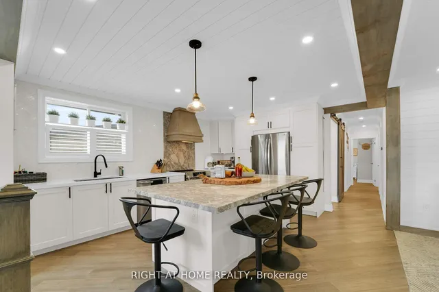 Additional image 6 of 54 Primula Cres