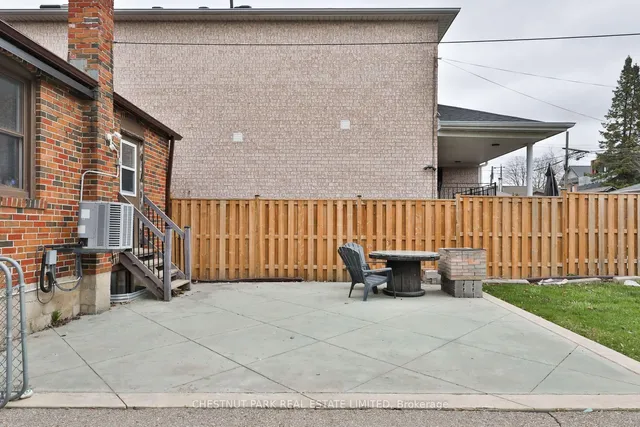 Additional image 39 of 65 Kane Ave