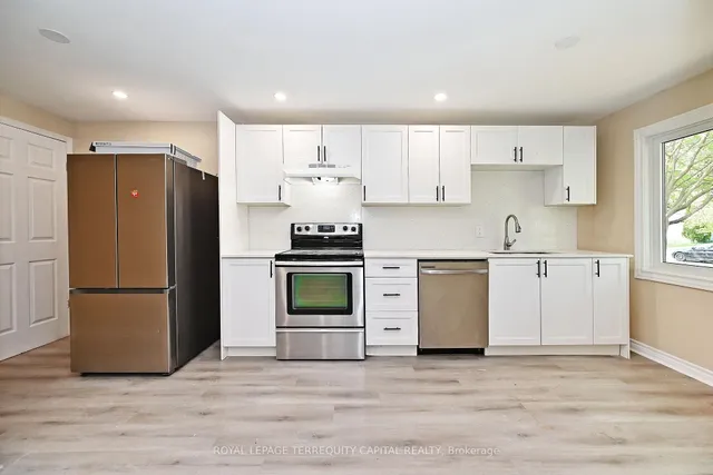 Additional image 17 of 73 Hickory Heights Cres