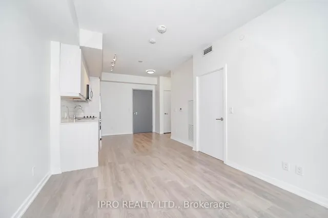 Additional image 14 of 32 Forest Manor Road Dr Unit 407