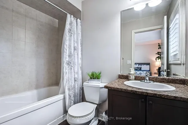 Additional image 25 of 30 Curran Rd