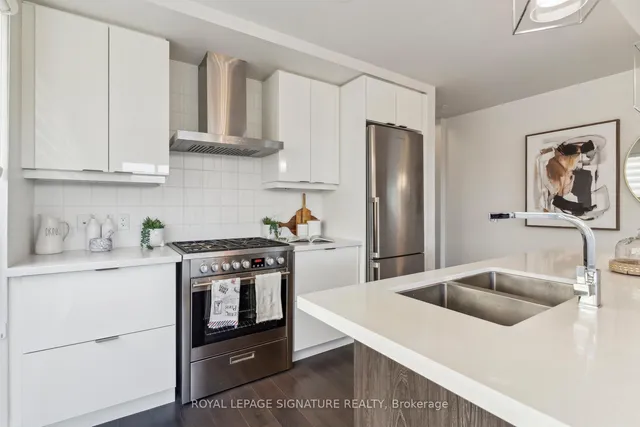 Additional image 9 of 580 Kingston Rd Unit 504