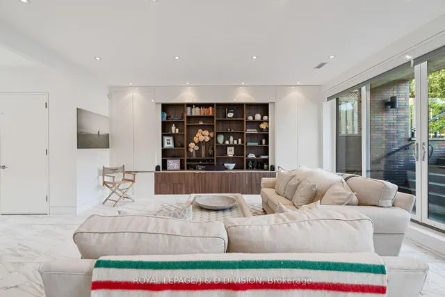 Additional image 41 of 64 Bannockburn Ave