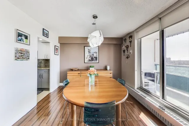 Additional image 12 of 44 Longbourne Dr Unit 1008