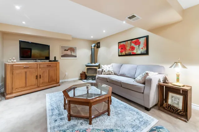 Additional image 25 of 13 Ratcliffe Crt