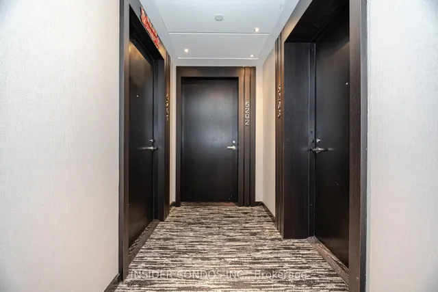 Additional image 5 of 501 Yonge St Unit 5202