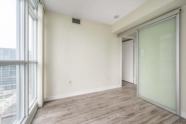 Additional image 16 of 15 Iceboat Terr Unit 2109