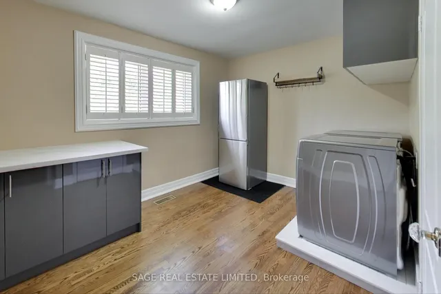 Additional image 38 of 108 Madawaska Ave