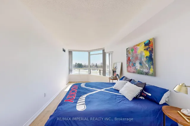 Additional image 17 of 330 Alton Towers Circ Unit 210