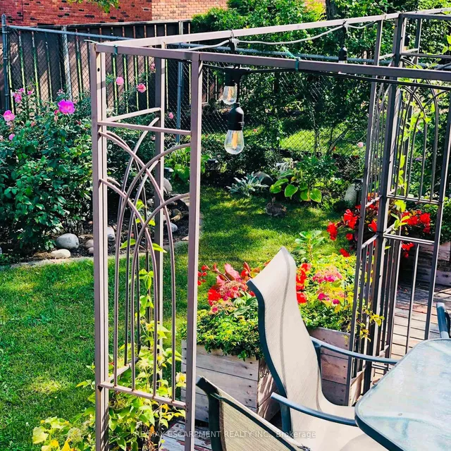 Additional image 38 of 19 Normajean Ave