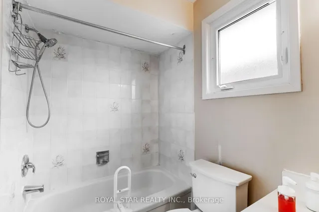 Additional image 21 of 89 Dumfries Ave