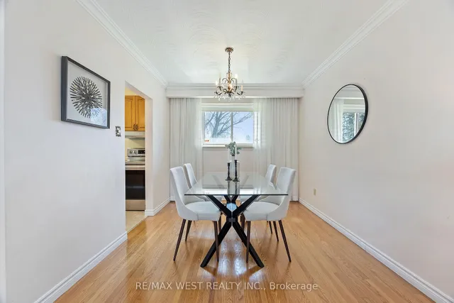 Additional image 8 of 588 Hyacinthe Blvd