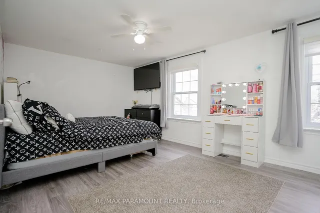 Additional image 27 of 10 Burnham Cres