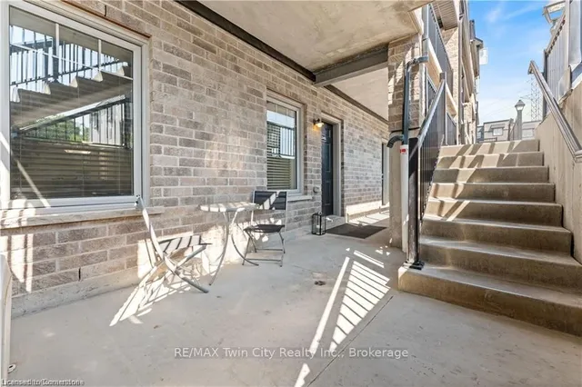 Additional image 3 of 1989 Ottawa St Unit 24G