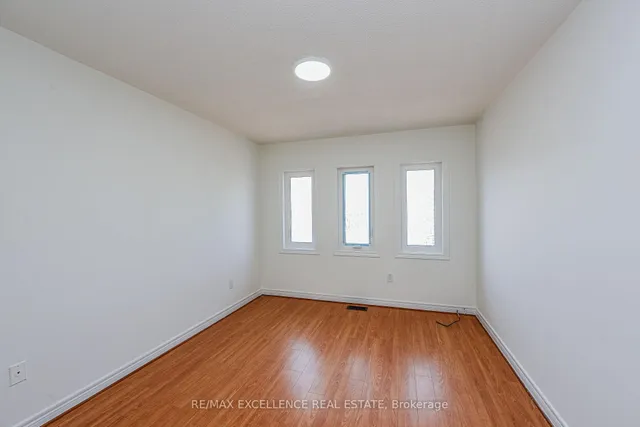 Additional image 19 of 71 Oatfield Rd