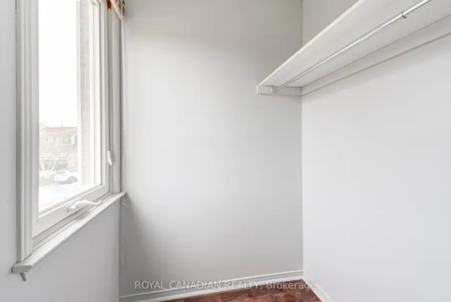 Additional image 20 of 28 Nickel Cres