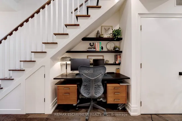 Additional image 6 of 46 Stanley Terr