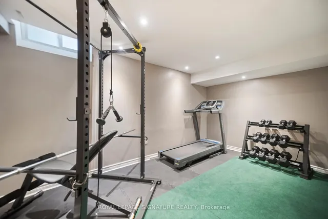 Additional image 27 of 2061 Ghent Ave