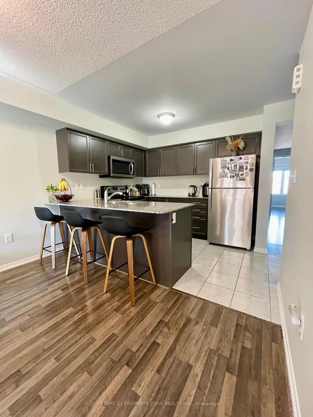 Additional image 4 of 2500 Post Rd Unit 20