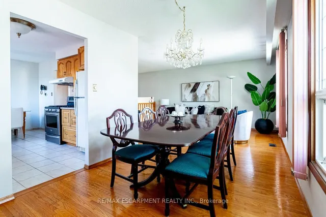 Additional image 14 of 16 Billington Cres