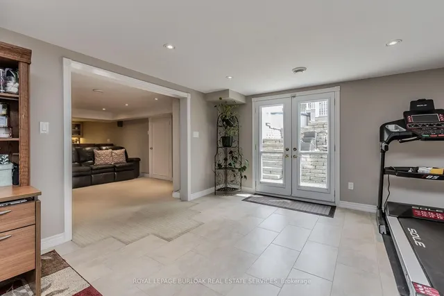 Additional image 30 of 71 Courtland Ave