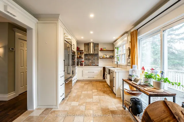 Additional image 11 of 121 Mohawk Rd