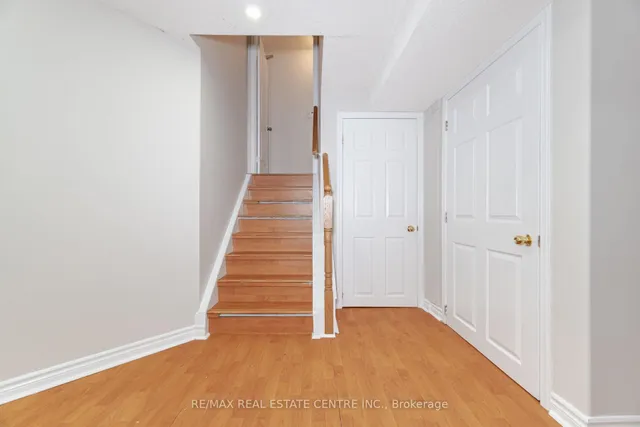 Additional image 36 of 16 Mistycreek Cres